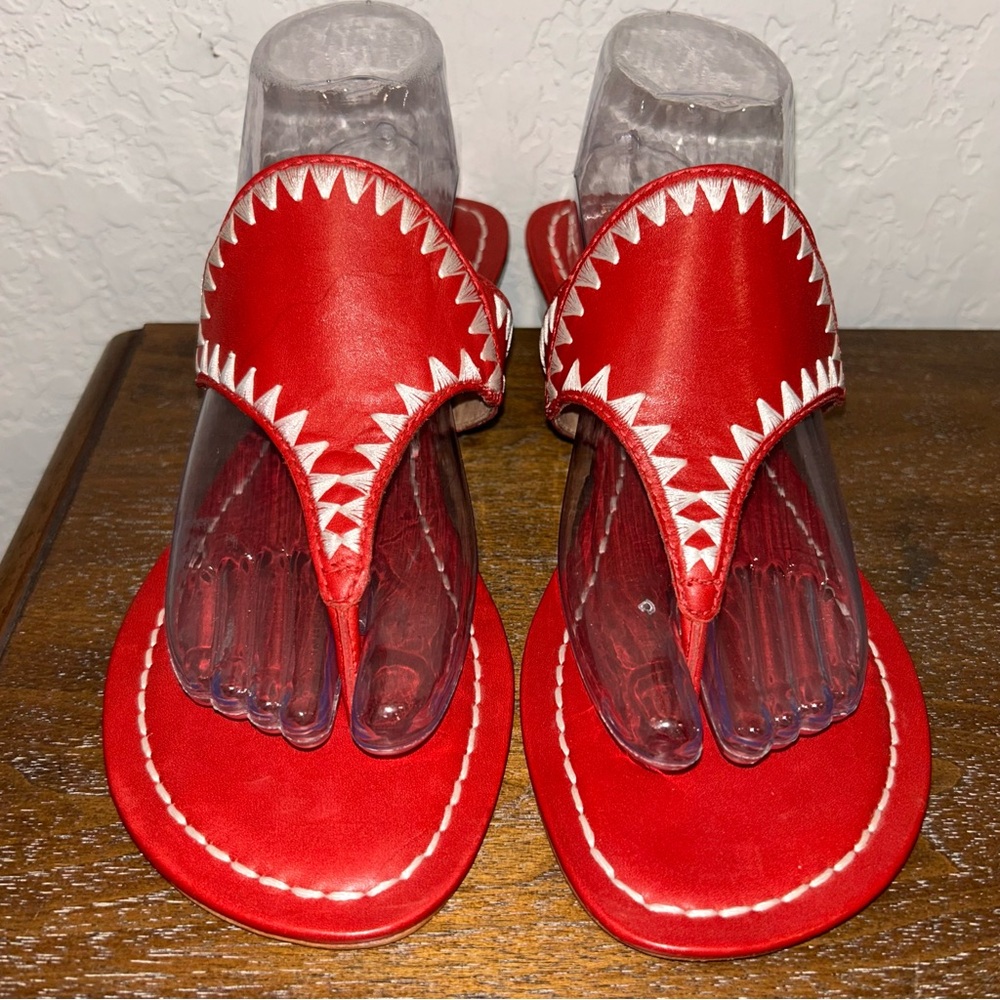 Bernardo Gabi Slip On Slide Thong Embroidered Shark Teeth Sandal Shoes - Picture 16 of 16